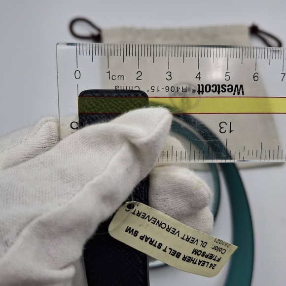 Hermes leather belt with padlock buckle - Picture 12 of 12